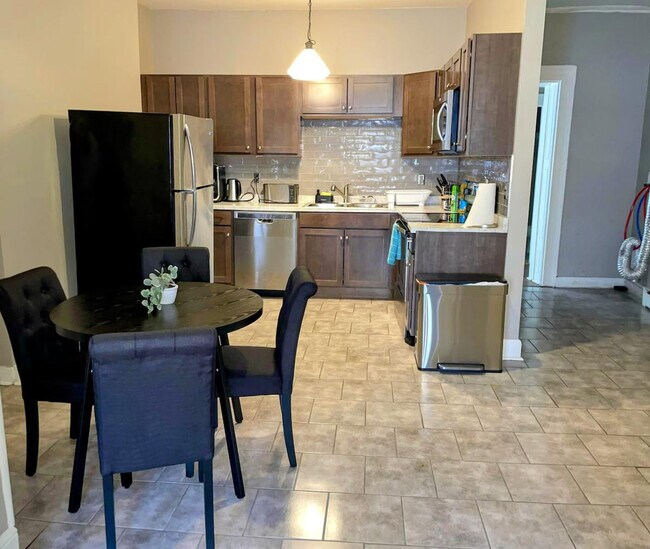 Foto del edificio - 86 Madison Ave