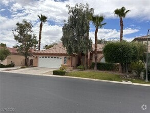 Building Photo - 141 Cliff Valley Dr