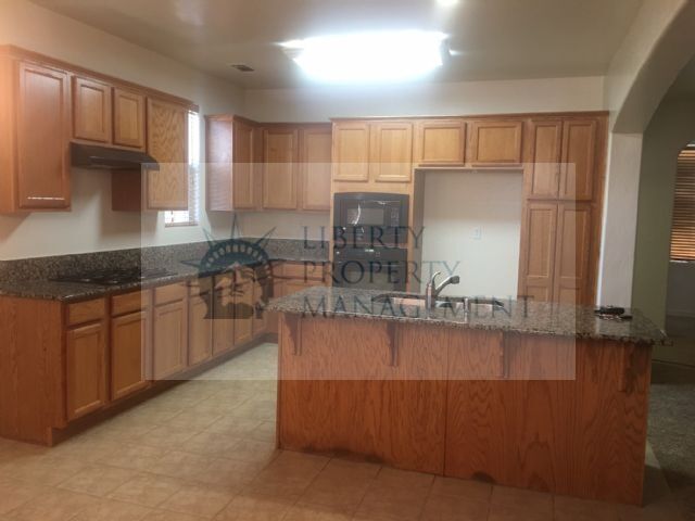 Building Photo - 4438 W Artemisa Dr