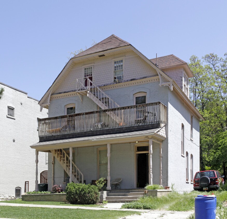 Primary Photo - 62 K St