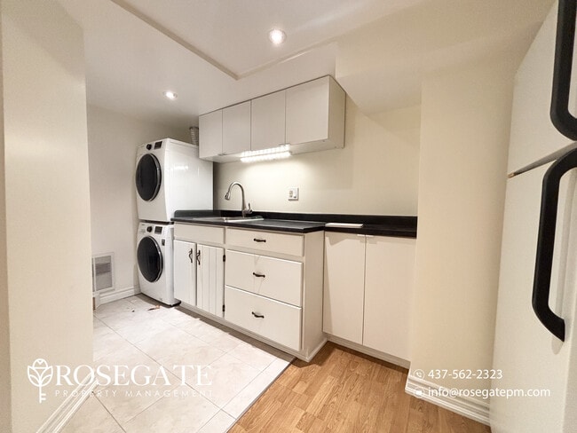 Building Photo - All-Inclusive 1-Bedroom Multiplex Unit with In-Unit Laundry – Barrie