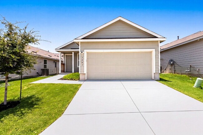 Foto del edificio - UP TO 1 MONTH FREE RENT!!! No Stairs, No Carpet, No Compromises.