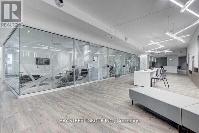 Building Photo - 181 Dundas St E