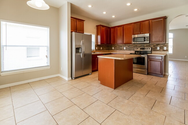 Building Photo - 2274 Victoria Falls Dr