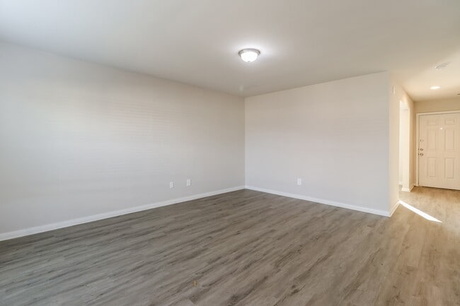 Building Photo - 13031 S Green Wing Cir