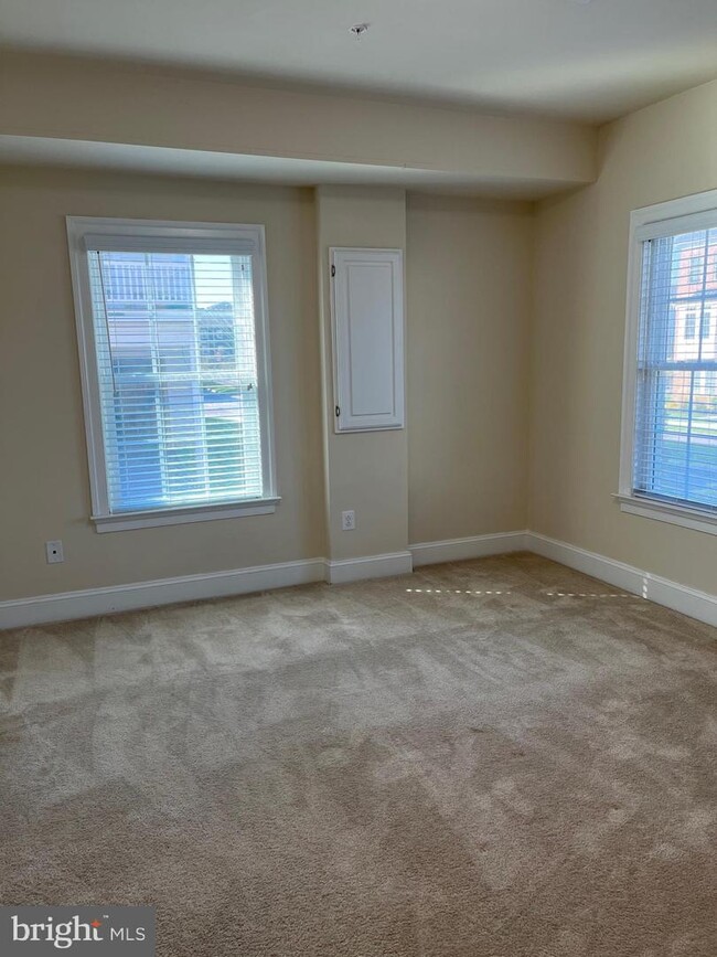 Building Photo - 506 Atwater Dr