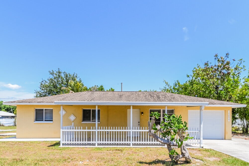 Foto principal - 13034 First St