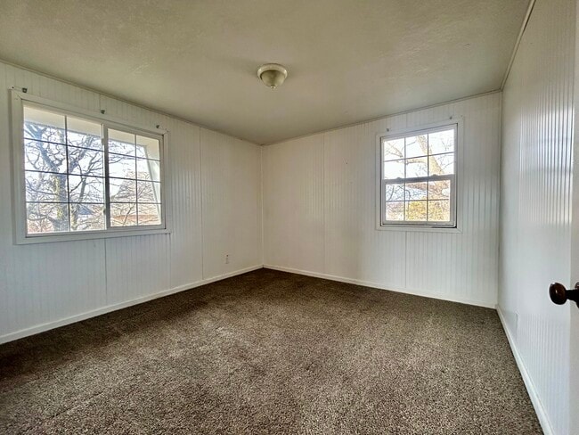 Foto del edificio - Tenth Street Apartments