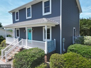 Building Photo - 1185 Kesler Rd