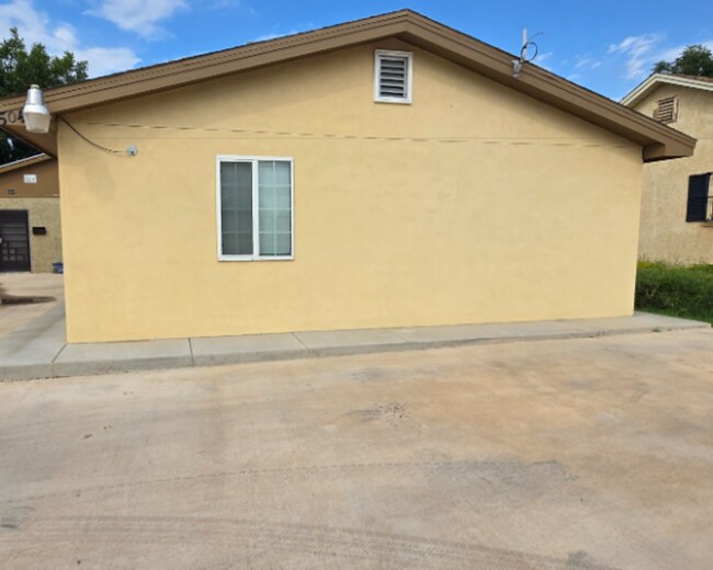 Foto del edificio - Centrally located!