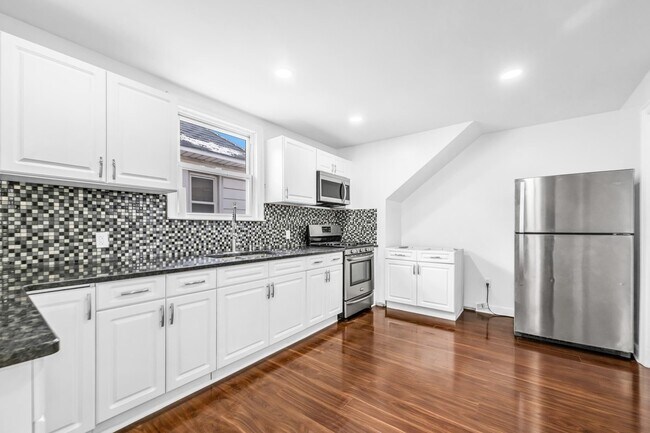 Foto del edificio - 284 MacArthur Ave