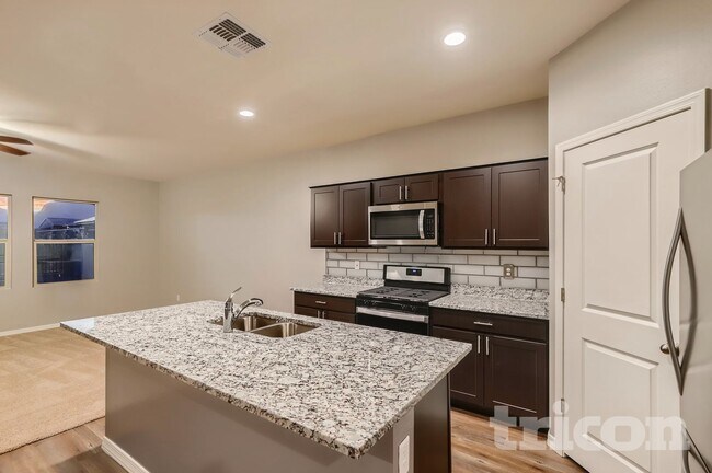 Building Photo - 5882 N 195th Dr