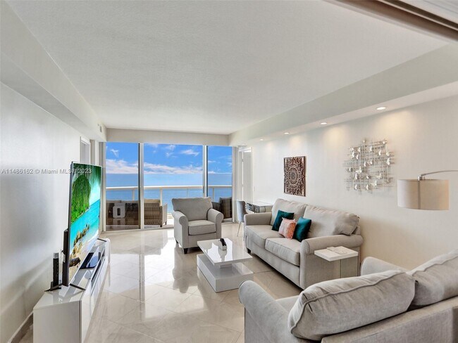 Building Photo - 17555 Collins Ave