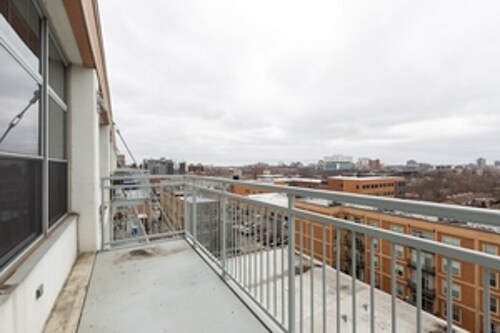 Building Photo - 1200 W Monroe St
