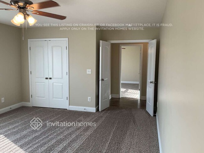 Foto del edificio - 1006 Forestway Ct