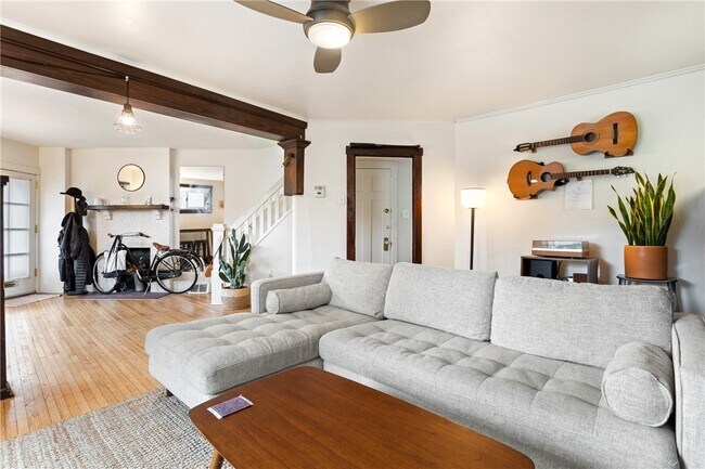 Foto del edificio - 5939 Alder St