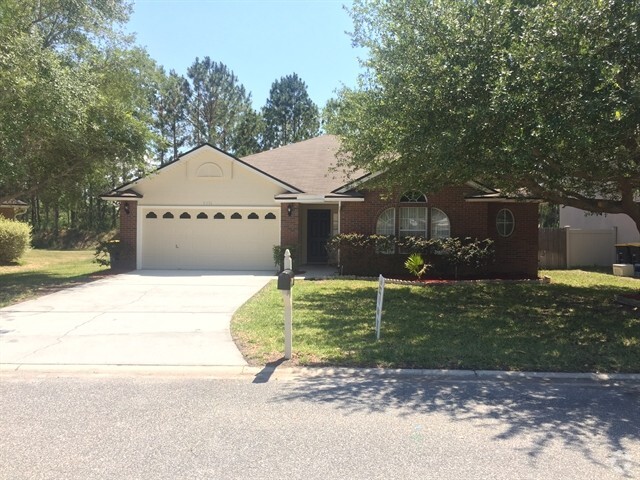 Building Photo - 8216 Leafcrest Dr
