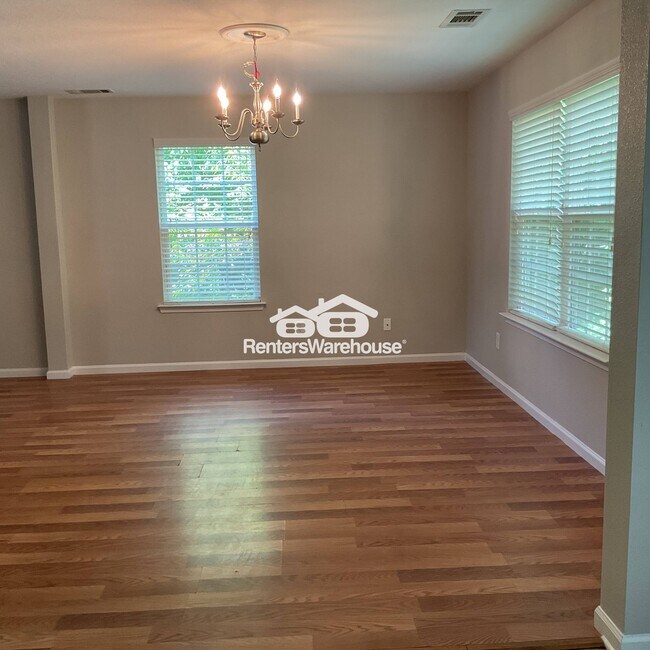 Foto del edificio - 4328 Houldsworth Dr