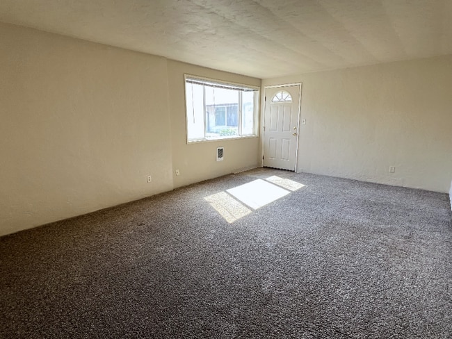 Foto del edificio - 810 NW 23rd St