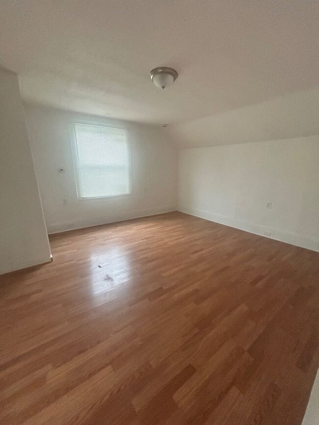 Building Photo - 3524 W 52nd St