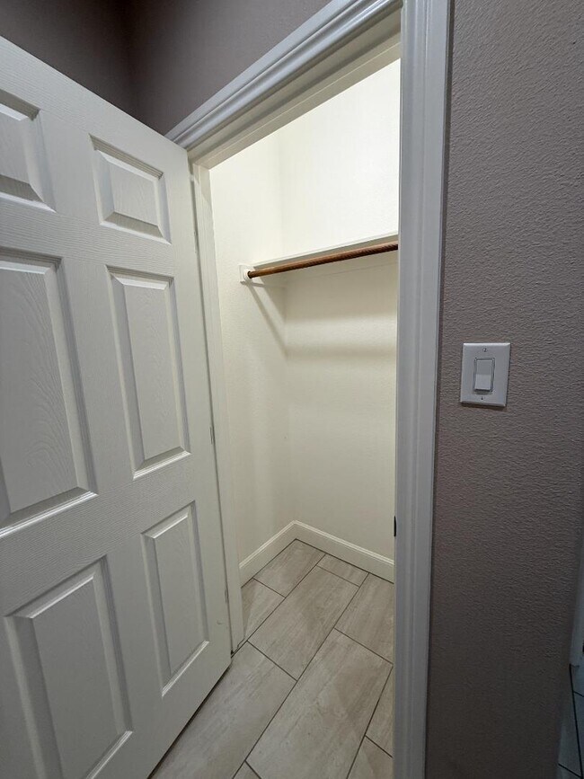 Foto del edificio - 267 NE Ave F