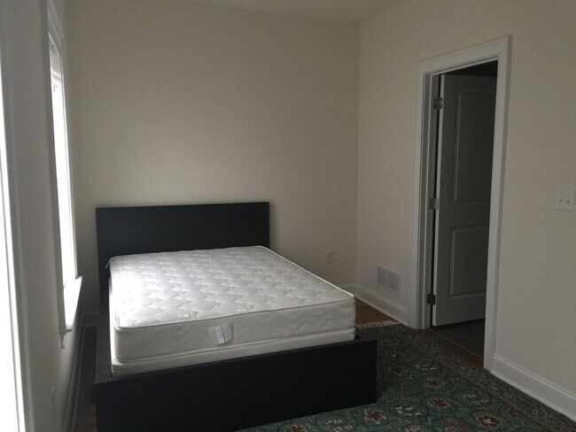 Foto del edificio - 4080 Spring Garden St