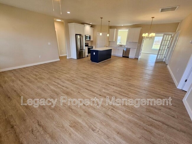 Building Photo - 1820 Johnson Rd