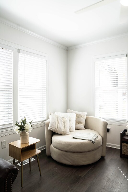 Primary Photo - 1917 Faucette Ave