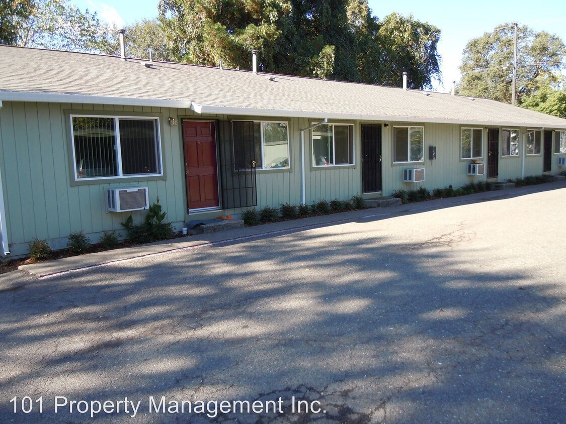 205 Ford St, Ukiah, CA 95482 Room for Rent in Ukiah, CA