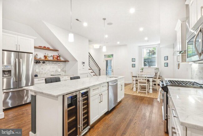 Foto del edificio - 145 Adams St NW