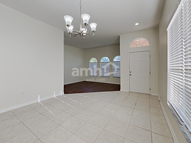 Building Photo - 3547 Kayla Cir