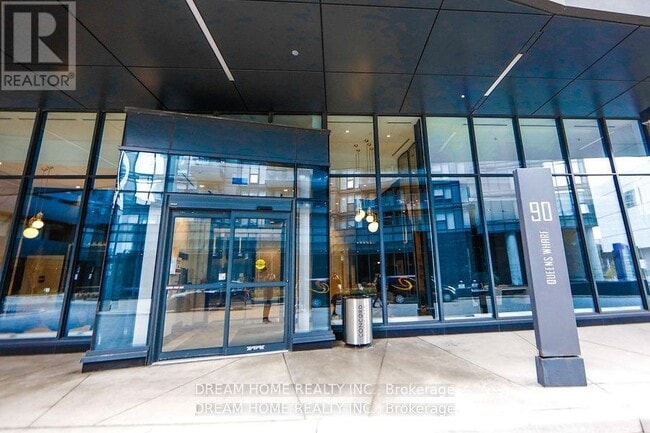 Photo du bâtiment - 90 Queens Wharf Rd
