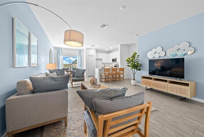 Foto del edificio - 4890 SW 81st Lp