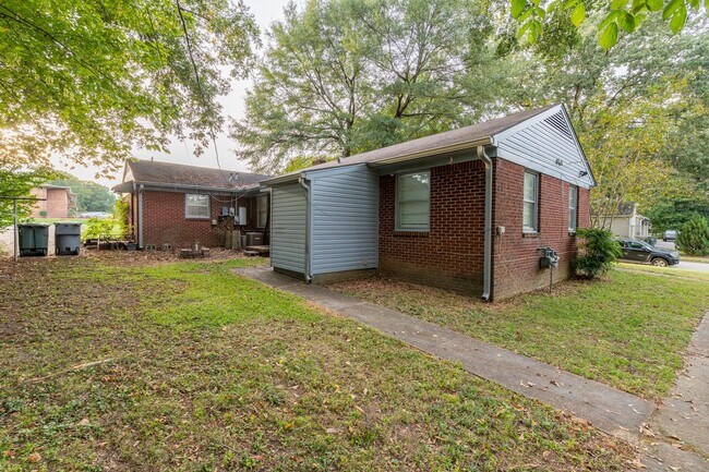 Building Photo - 4007 Allison Ave