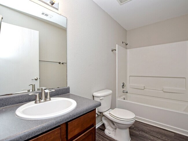 Building Photo - 9025 China Rose Dr