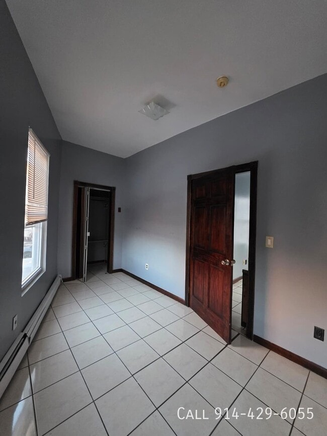 Foto del edificio - 104 Oak St