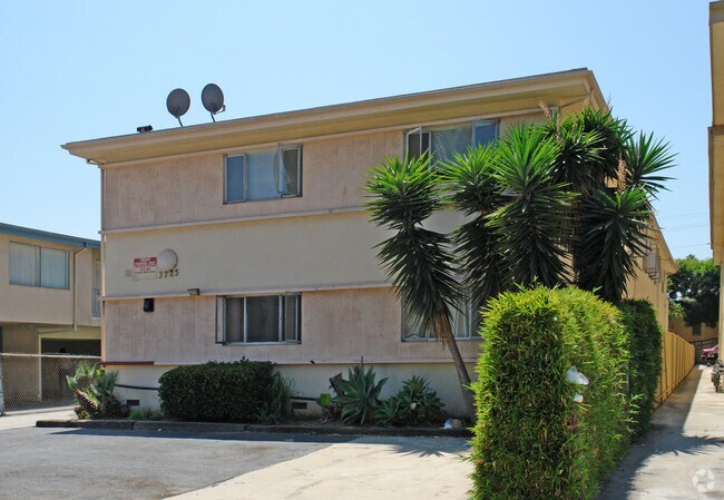 Building Photo - 3725 Midvale Ave