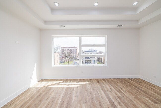 Building Photo - 6330 S Evans Ave