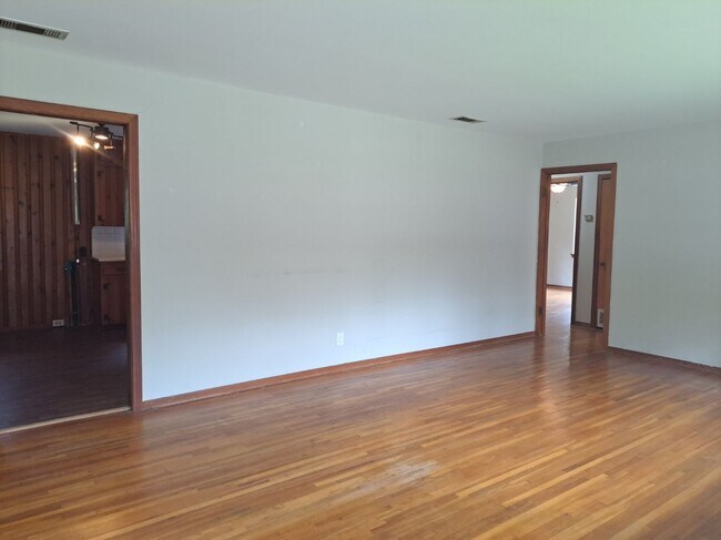 Foto del edificio - Cute 2 bedroom, 1 bath with a great backyard!