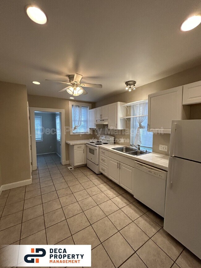 Foto del edificio - 4991 Quincy St