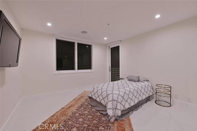 Foto del edificio - 10575 Ashton Ave