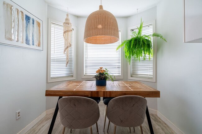 Photo du bâtiment - 12011 Mcintyre Crt