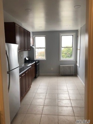 Foto del edificio - 60-91-91 54th St