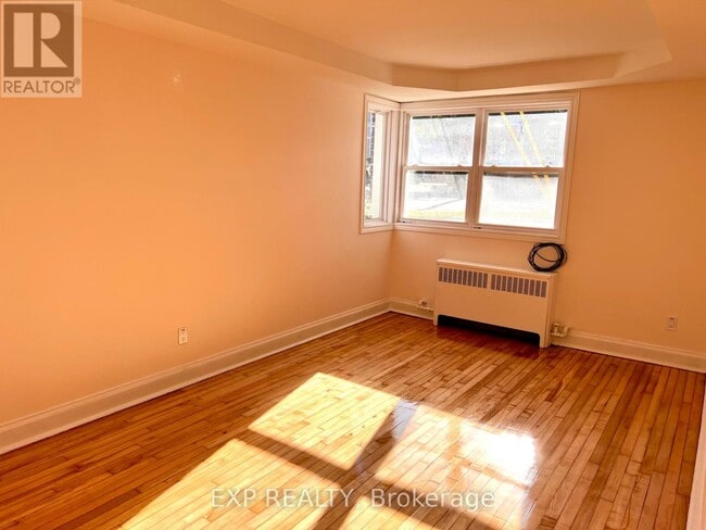 Building Photo - 75 Holland Ave