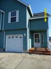 473-475 SE Excel St