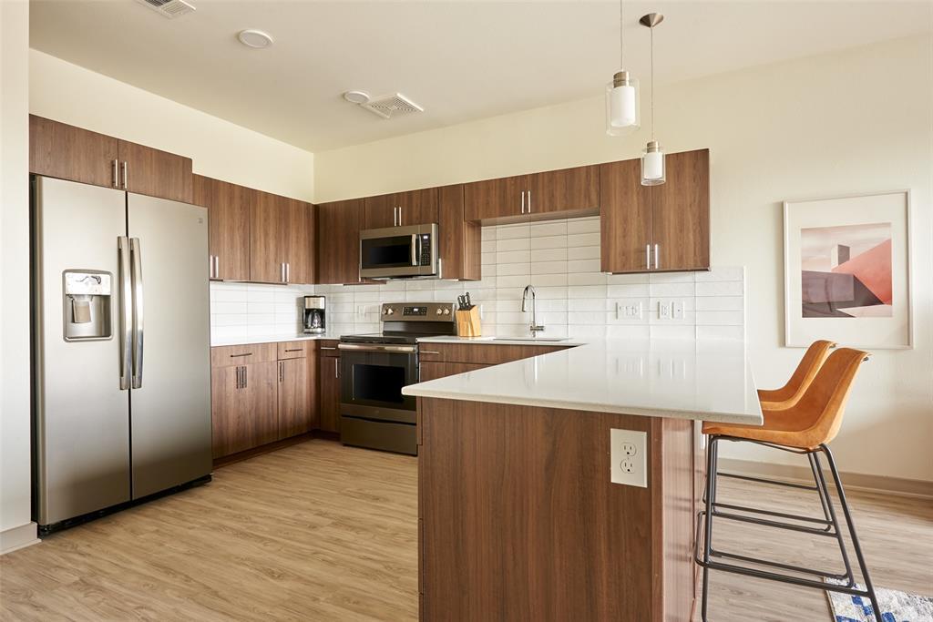 Foto principal - 4811 Woodrow Ave