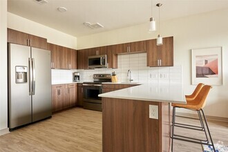 Building Photo - 4811 Woodrow Ave