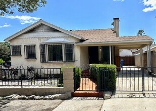 Building Photo - 230 E Ave 42