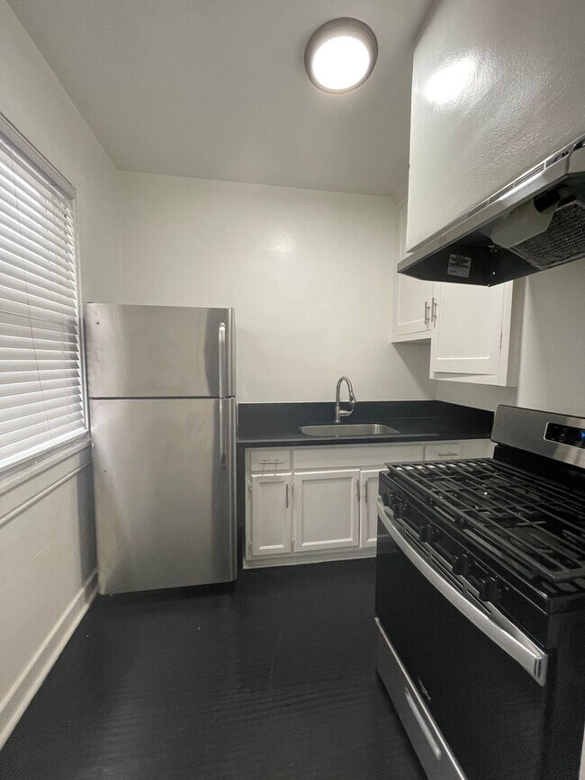 Foto del interior - Parnassah Holdings