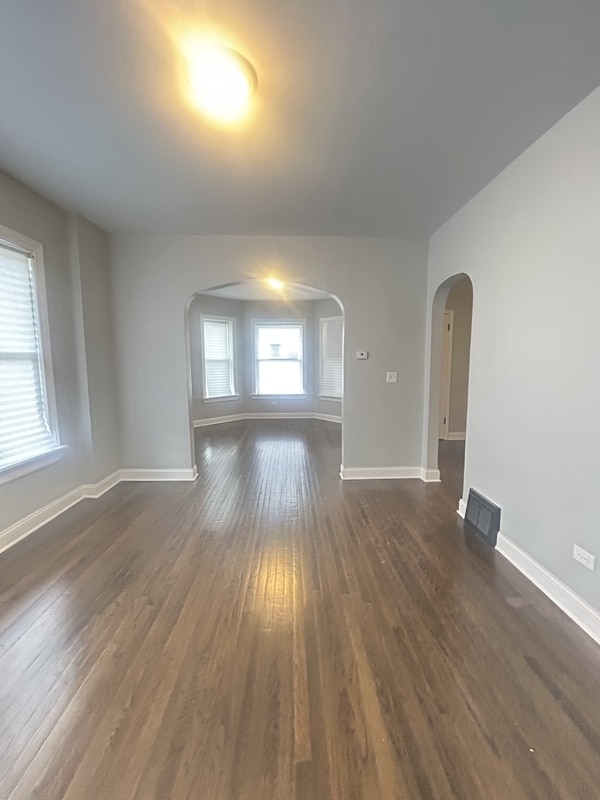 Building Photo - 5759 S Wolcott Ave